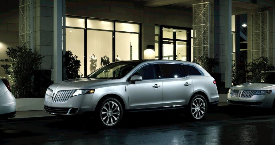  Lincoln MKT 2011 года  (фото 6 из 8)